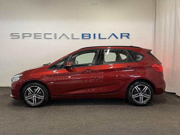 BMW 220d 2 of 24
