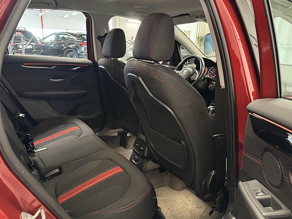 BMW 220d 15 of 24