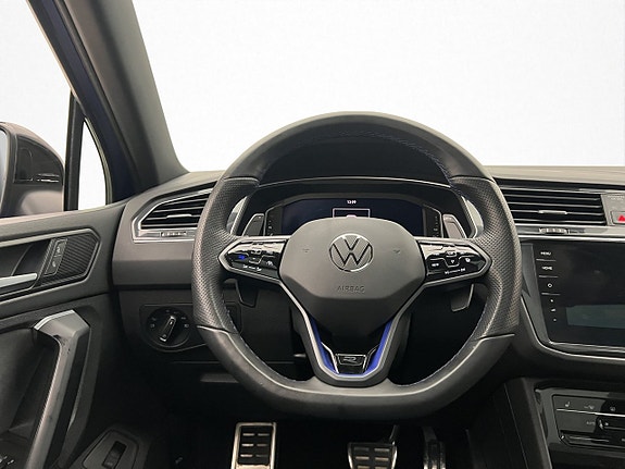 Volkswagen Tiguan 18 of 30