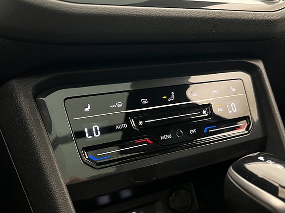 Volkswagen Tiguan 28 of 30