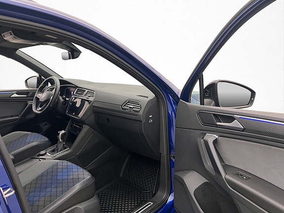 Volkswagen Tiguan 30 of 30