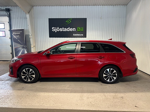Kia Ceed 2 of 5