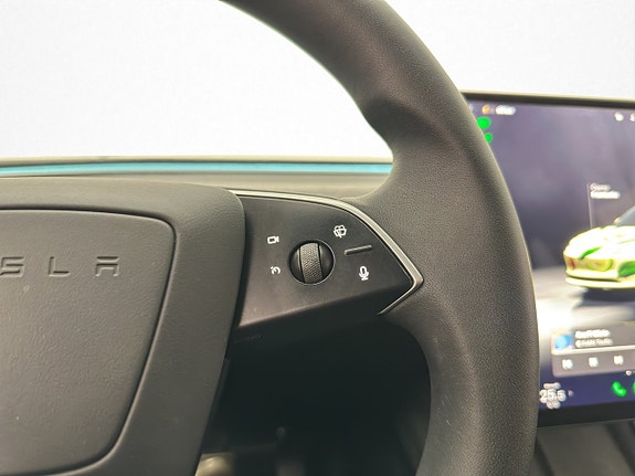Tesla Model 3 16 of 30