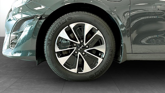 Kia Ceed 9 of 9