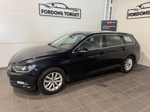 Volkswagen Passat 3 of 16
