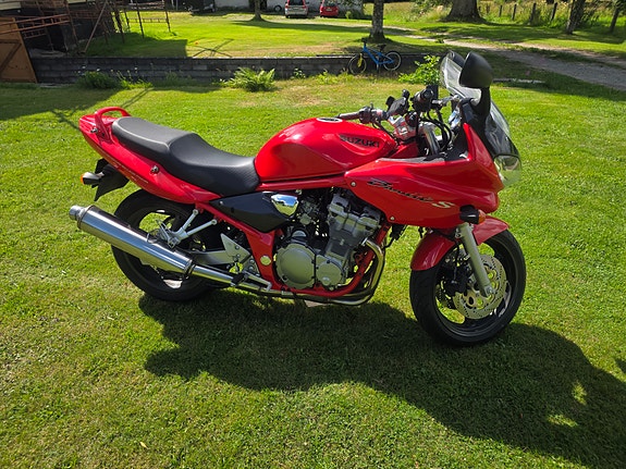 Suzuki GSF600S Bandit 3 of 4