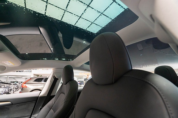 Tesla Model 3 14 of 24