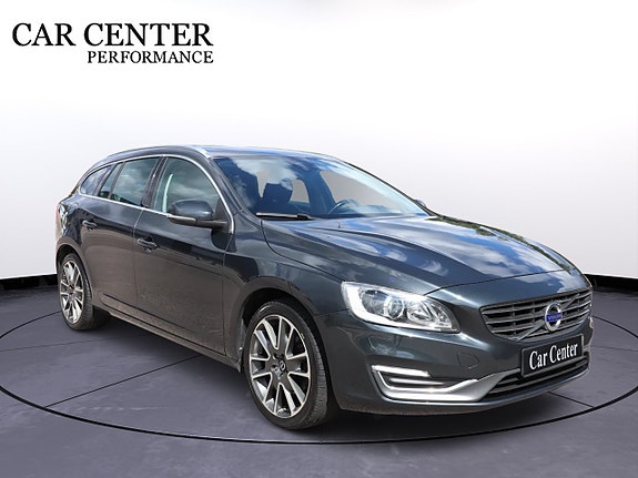 Volvo V60 3 of 5