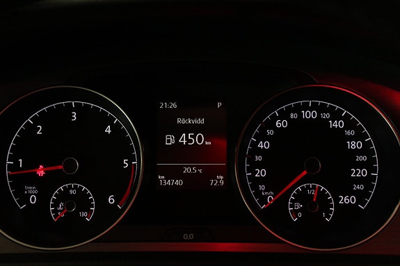 Volkswagen Golf VII 22 of 25