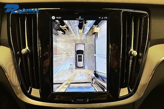 Volvo V60 17 of 22