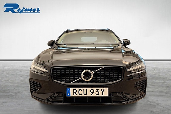 Volvo V60 4 of 5