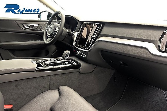 Volvo V60 6 of 22