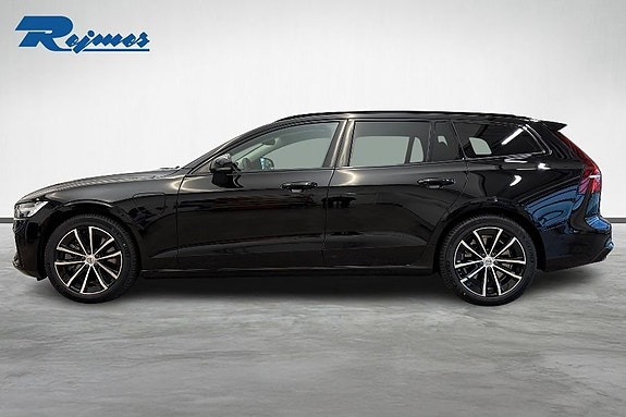 Volvo V60 2 of 22