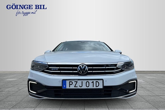 Volkswagen Passat 3 of 5