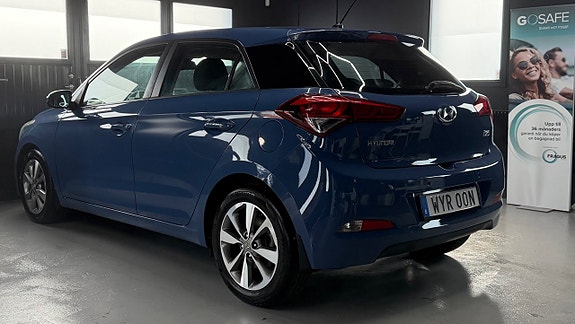 Hyundai i20 3 of 12