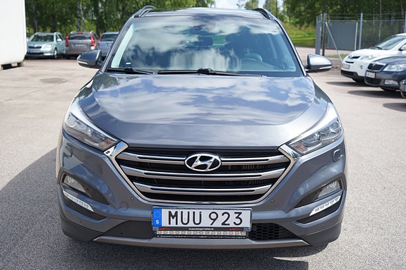Hyundai Tucson 2 of 14