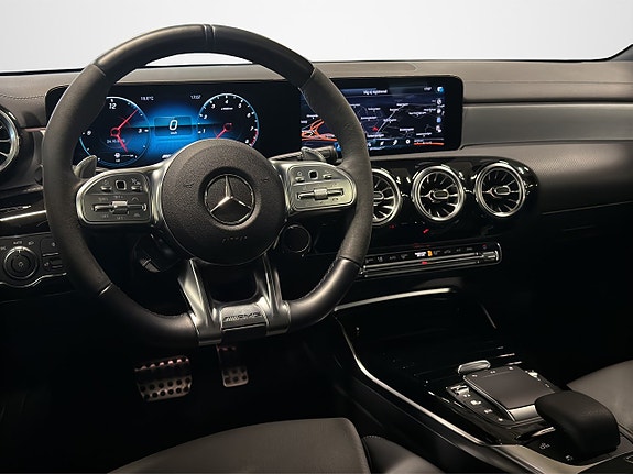 Mercedes-Benz A45 18 of 22