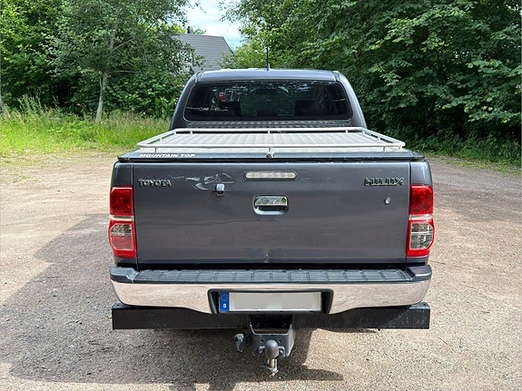 Toyota HiLux 5 of 5