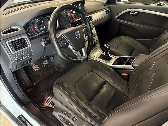 Volvo V70 5 of 5