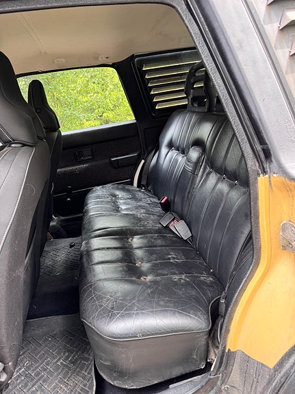 Volvo 240 7 of 10
