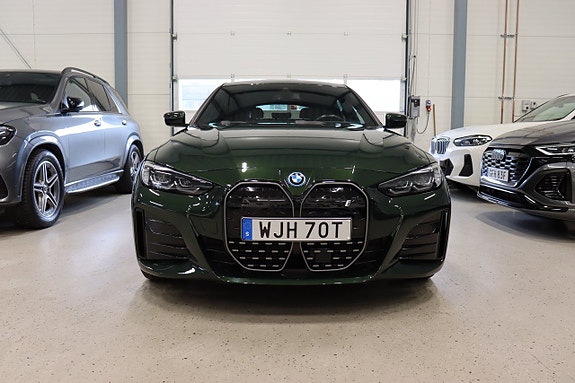 BMW i4 4 of 5