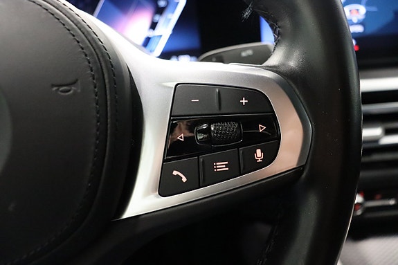 BMW i4 17 of 26