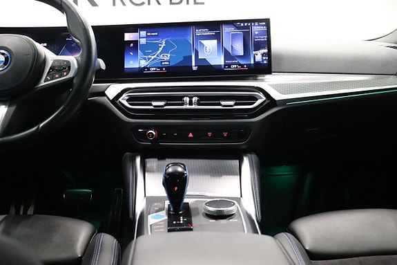 BMW i4 15 of 26