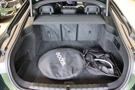 BMW i4 7 of 26