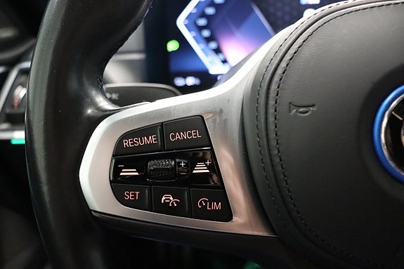 BMW i4 16 of 26