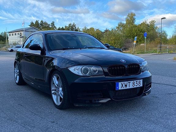 BMW 135i 2 of 6