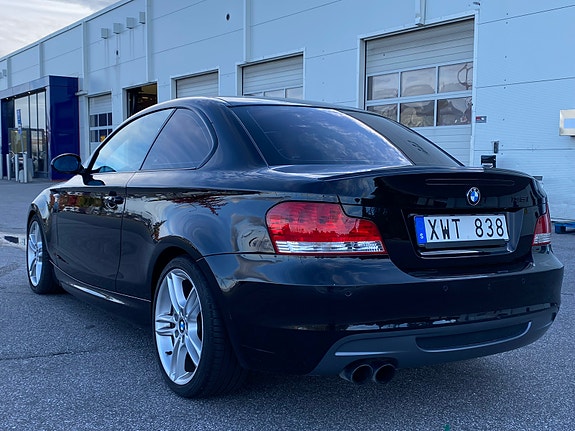 BMW 135i 4 of 6