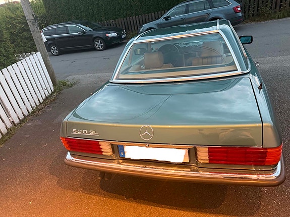 Mercedes-Benz 500 SL 4 of 8