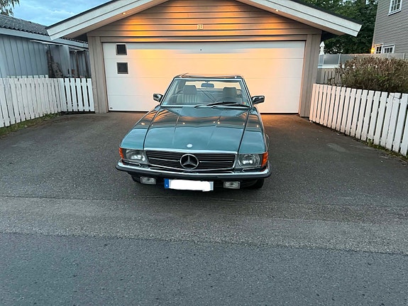 Mercedes-Benz 500 SL 2 of 8
