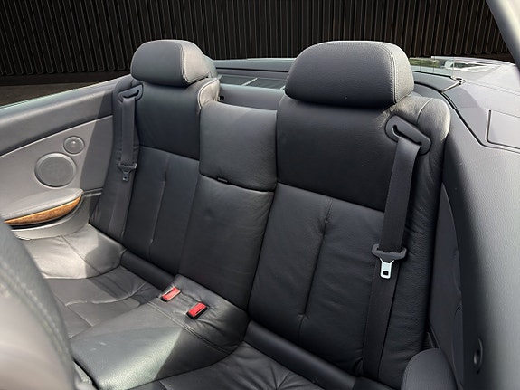 BMW 645Ci 14 of 18