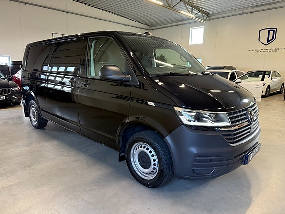 Volkswagen Transporter 13 of 15