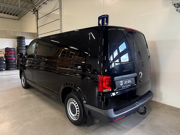 Volkswagen Transporter 3 of 15