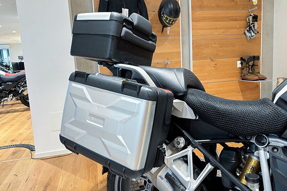 BMW R 1250 GS |Lågt chassi|Låg sadel|Alla paket|Motorbågar|Nyservad| 6 of 13