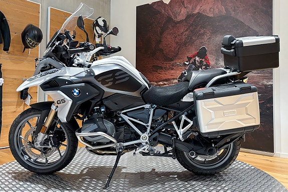 BMW R 1250 GS |Lågt chassi|Låg sadel|Alla paket|Motorbågar|Nyservad| 2 of 5
