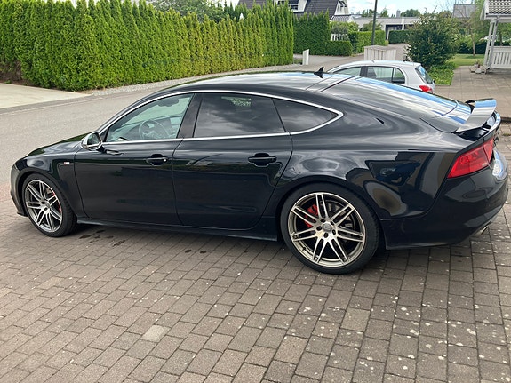 Audi A7 2 of 5