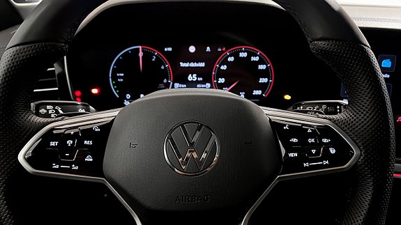 Volkswagen Touareg 21 of 25