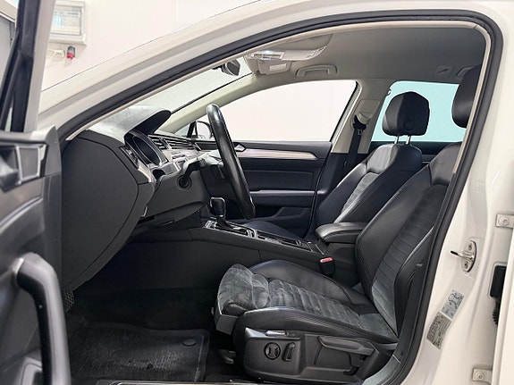 Volkswagen Passat 9 of 30