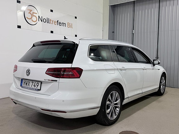 Volkswagen Passat 5 of 30