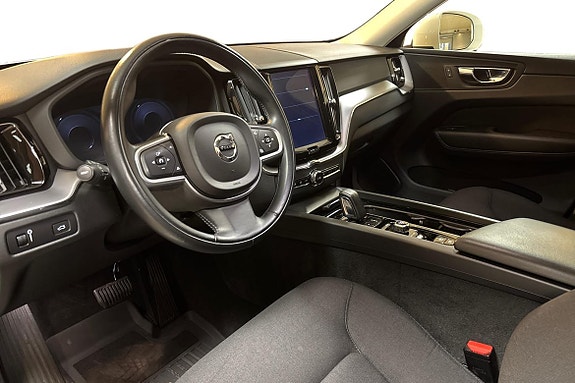 Volvo XC60 8 of 14