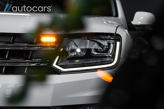Volkswagen Amarok 10 of 30