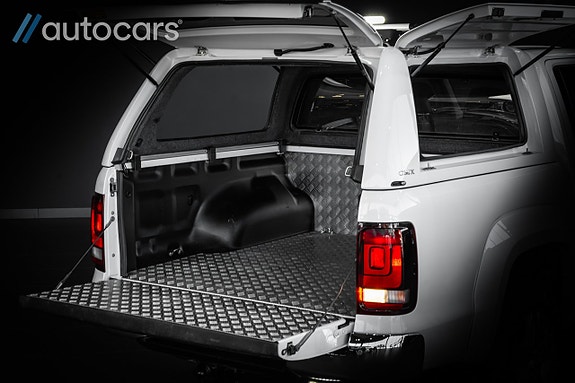 Volkswagen Amarok 15 of 30