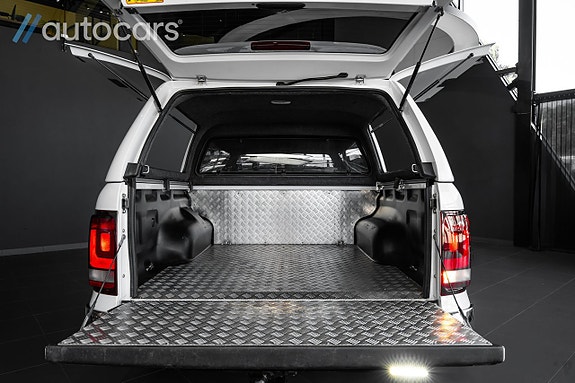 Volkswagen Amarok 14 of 30