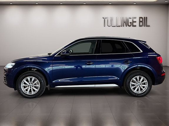 Audi Q5 2 of 5