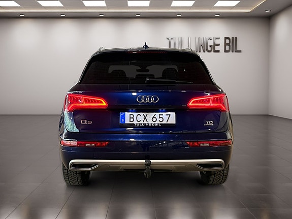 Audi Q5 4 of 5