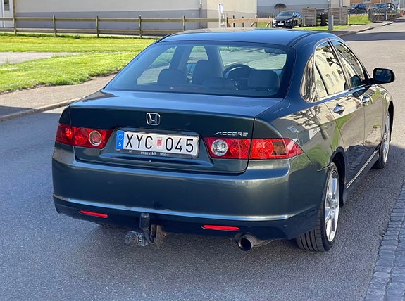 Honda Accord 5 of 5