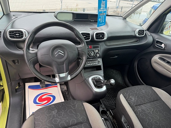 Citroen C3 Picasso 16 of 24